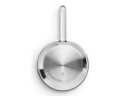Nerezová pánev 24 cm Slip-Let® Laser Titanium Eva Solo